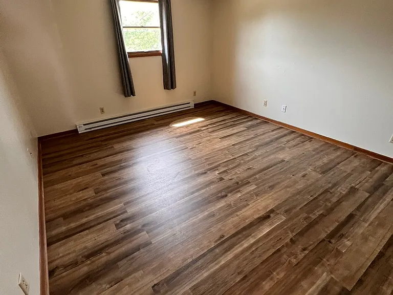649 Bob White Ln — Photo 17