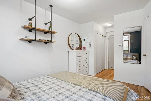 Rented by Oxford Property Group | media 11