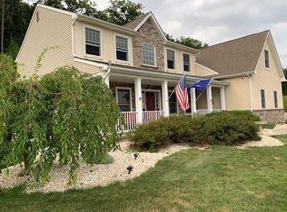 85 Stone Ridge Rd, Drums, PA 18222