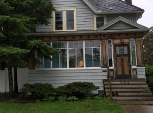 704 N Superior St, Appleton, WI 54911