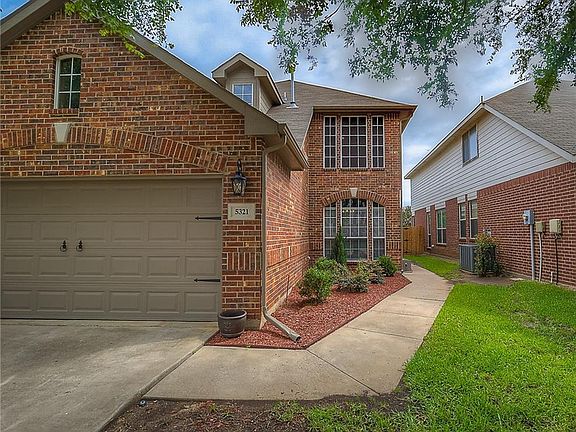 2nd image of 5321 Ficus Dr