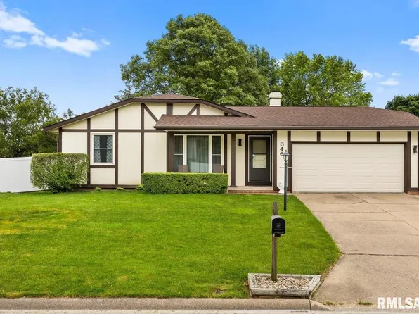346 Juniper Ln, East Peoria, IL 61611
