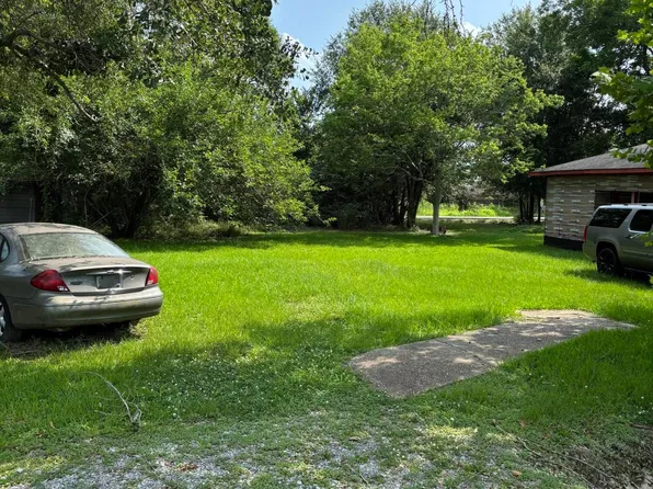 1110 Peach St W, Ville Platte, LA 70586