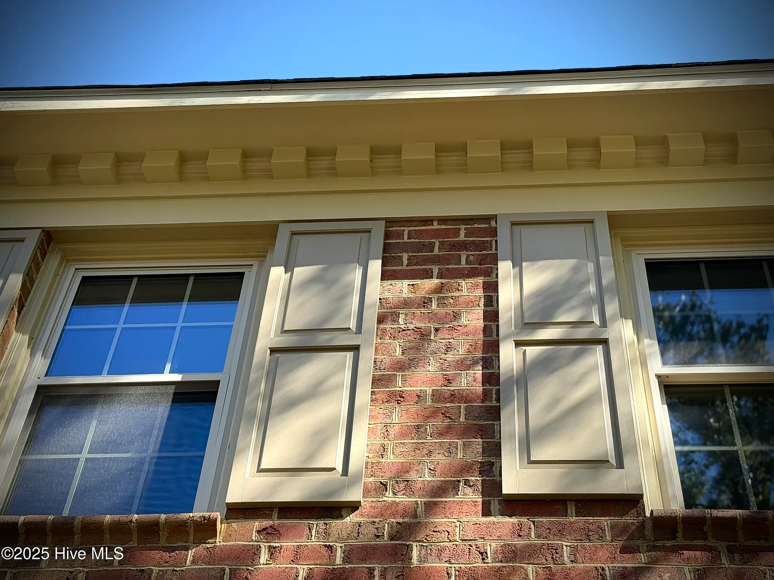 4 bed, 2.5 bath, 3058 sqft, $2,950 — Photo 4