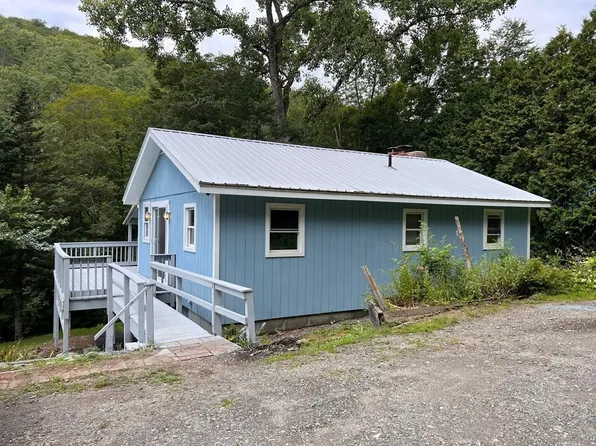2 Cider Mill Ln, Colrain, MA 01340