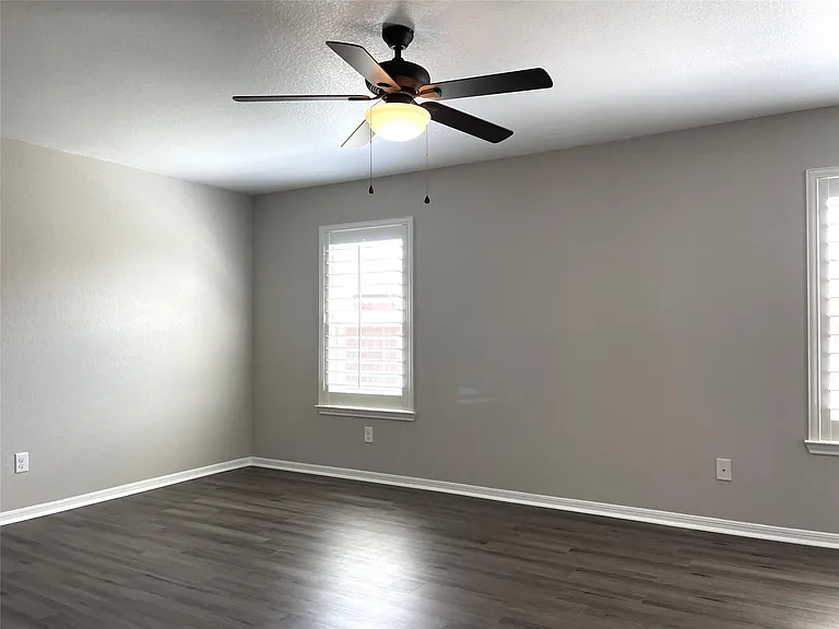 29127 Innes Park Pl — Photo 10