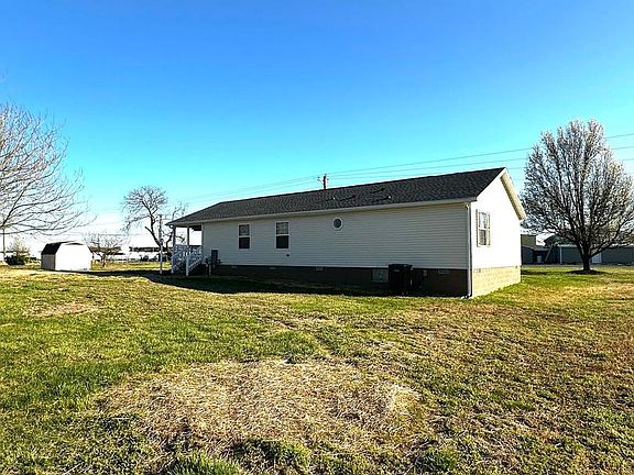 4th image of 11433 Trussum Pond Rd