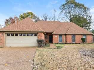 4430 Highgrove Dr, Memphis, TN 38125