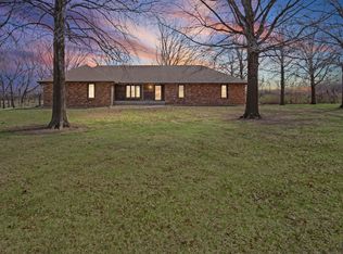 5320 SW Burlingame Rd, Topeka, KS 66609