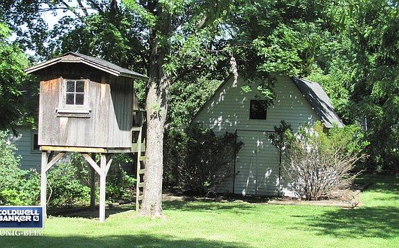5th image of 16059 S Lewood Dr