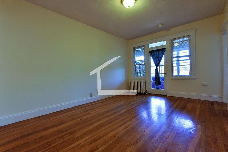 1st image of 15 Melvin Ave APT 010