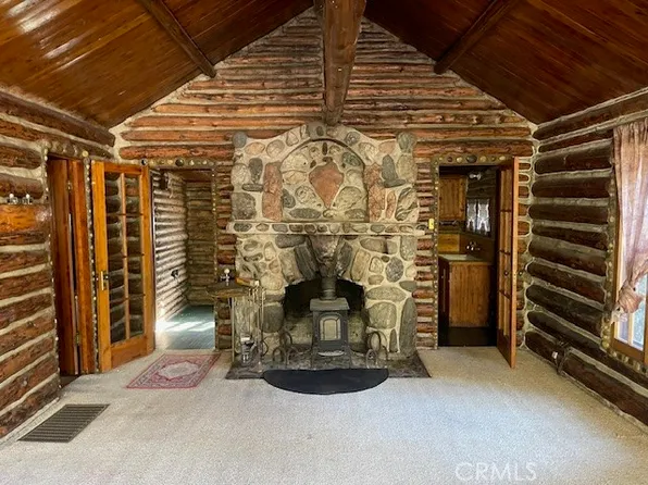 41173 Pine Dr, Forest Falls, CA 92339