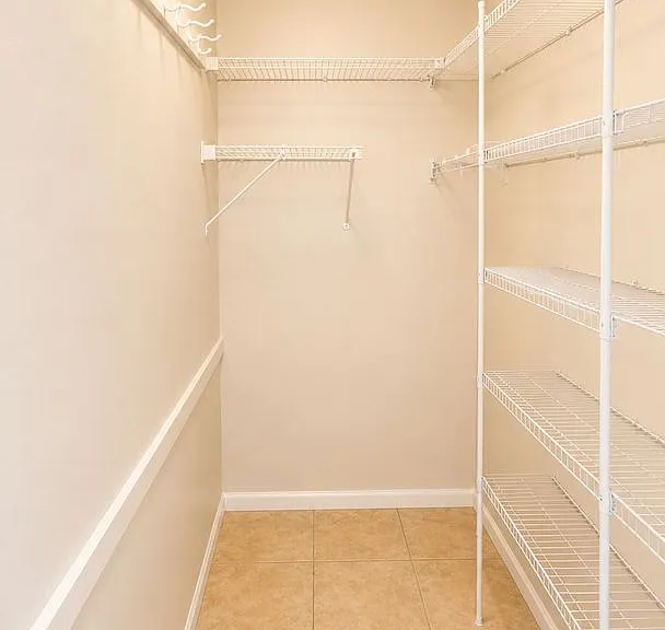 3435 Dunbar Dr — Photo 17