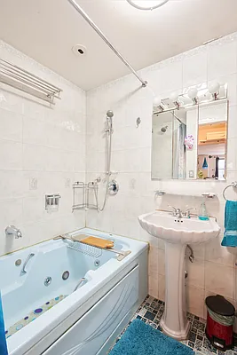 Rented by Highline Residential | media 1