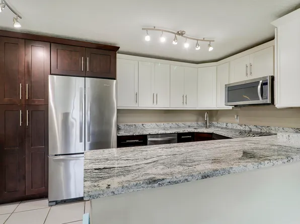 1013 Green Pine Boulevard #C2, West Palm Beach, FL 33409