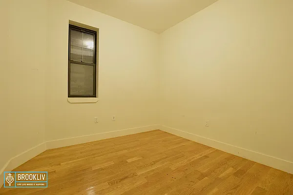 Rented by null | media 18