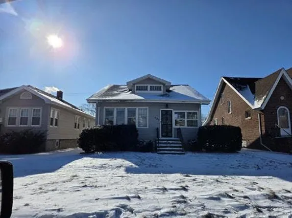 307 157th St, Calumet City, IL 60409