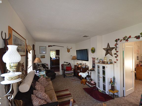 3rd image of 1410 E 12th St
