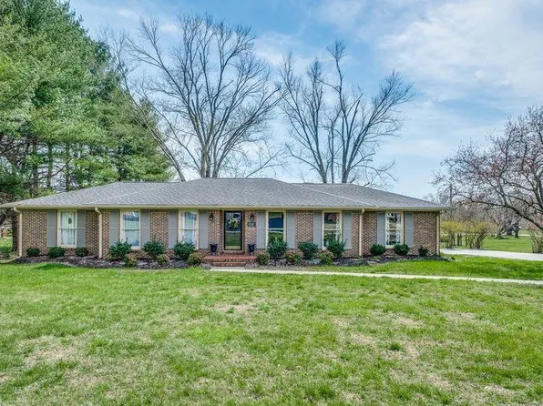 1874 Meadow Wood Dr, Cookeville, TN 38506