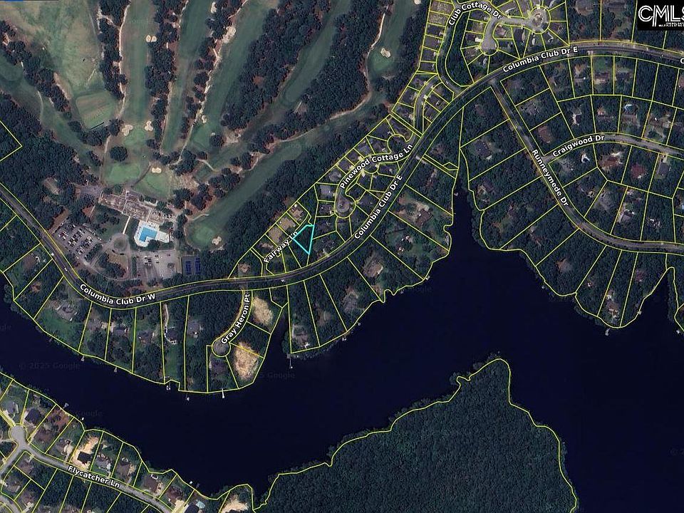 2nd image of 8 Fairway Ln #10
