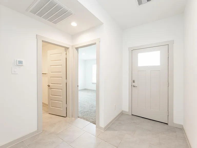 28926 Yachting Point Ln — Photo 5