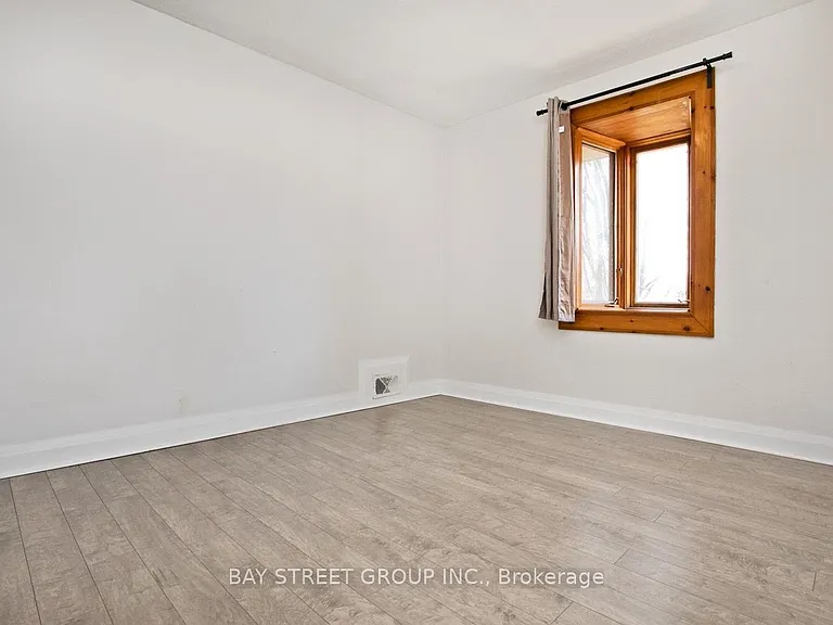 67 Elvaston Dr — Photo 20