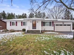 179 Frear Dr, Rochester, NY 14616