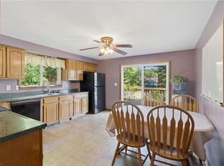 276 Leigh Rd, Cumberland, RI 02864