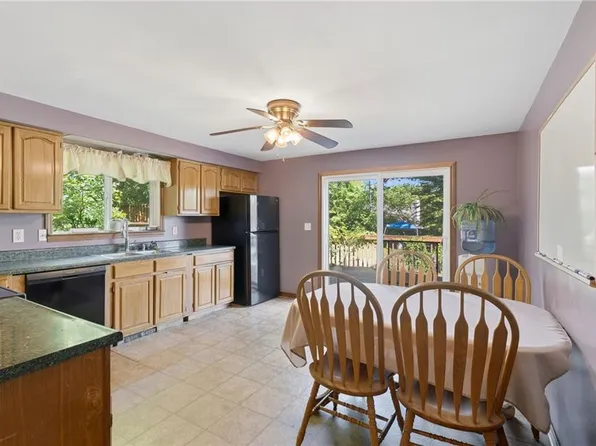 276 Leigh Rd, Cumberland, RI 02864
