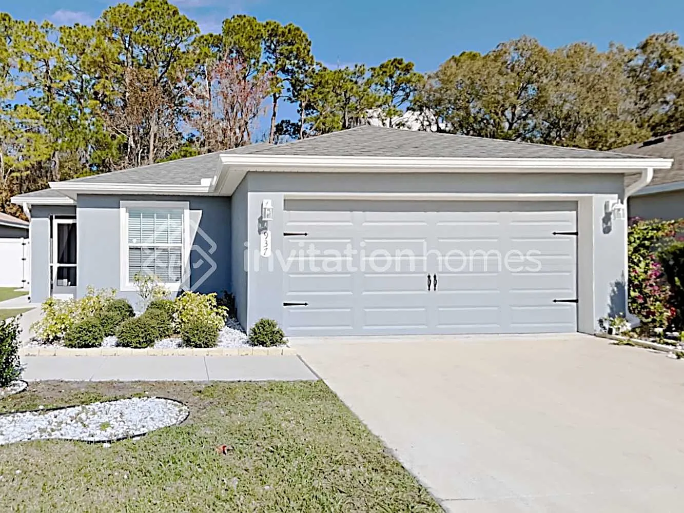 937 Pearly Ridge Ln Lakeland, FL 33809 — Photo 1
