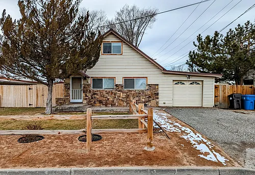 34 S Maple Ave Photo 1