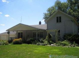 68751 Kenilworth Rd, Lakeville, IN 46536
