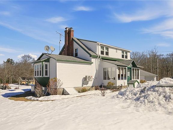 2nd image of 13 Shippee Schoolhouse Rd