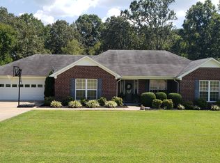 4 Harding Rd, Leoma, TN 38468