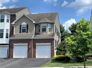 5204 Spring Ridge Dr, Macungie, PA 18062