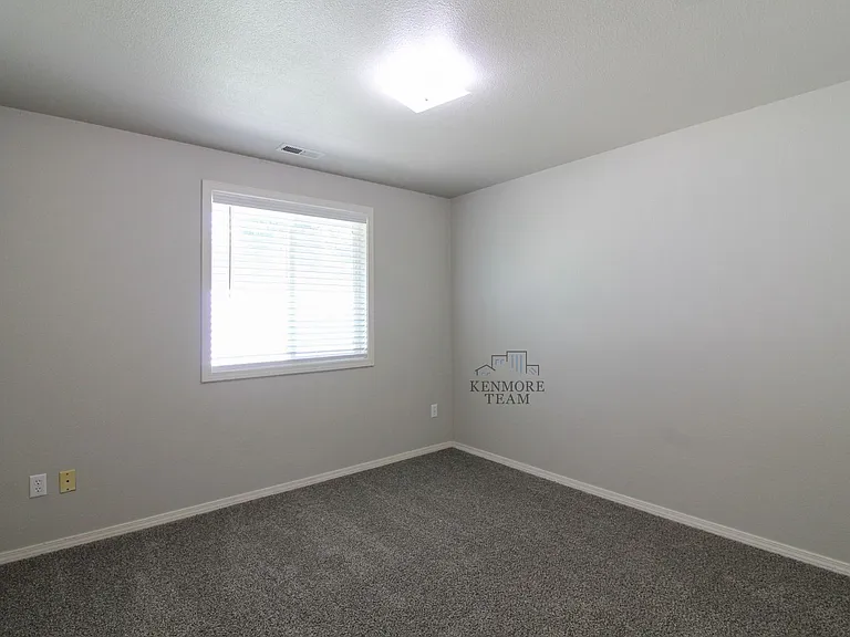 7611 Pender Dr — Photo 12