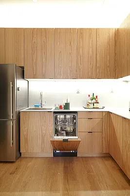 Rented by Artifact.co | media 32