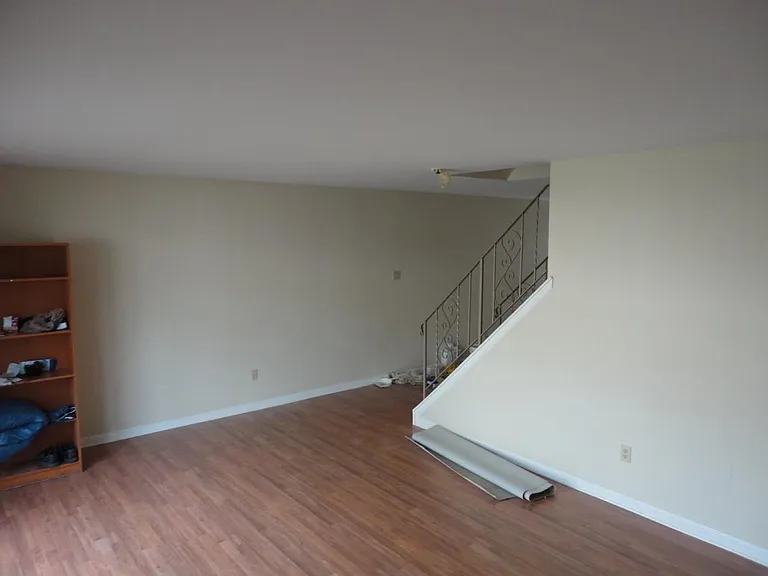 43 Hollybrooke Dr — Photo 1