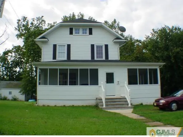 114 Buckelew Ave, Jamesburg, NJ 08831