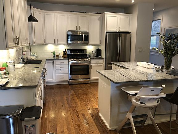 2nd image of 3011 N Damen Ave #1