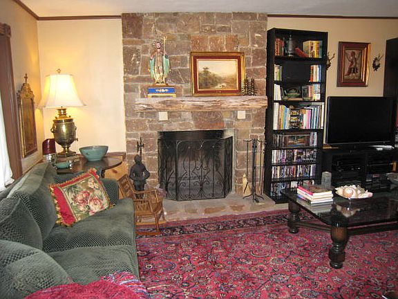 4th image of 1674 Luckenbach Cain City Rd