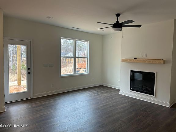 4th image of 111 Goldenrod Loop