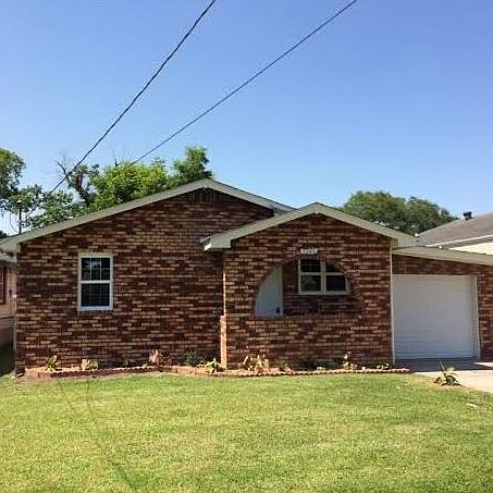 1st image of 5240 Oak Dr