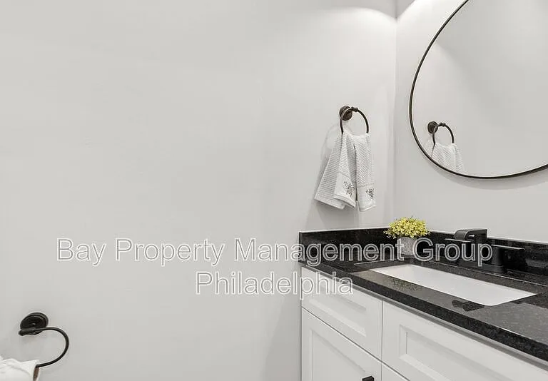 1623 S 26th St — Photo 24