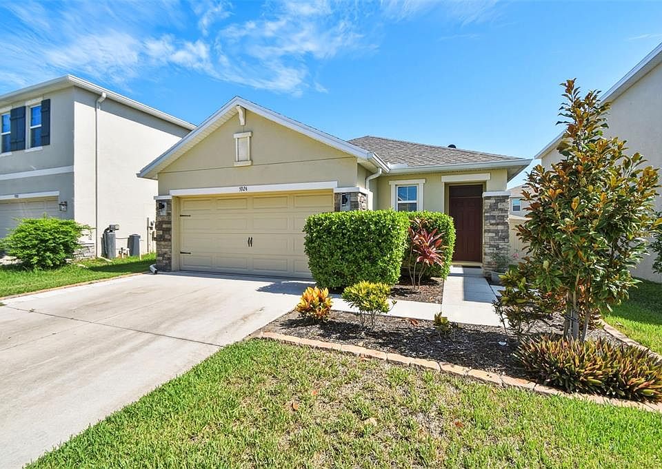 1st image of 5924 Briar Rose Way