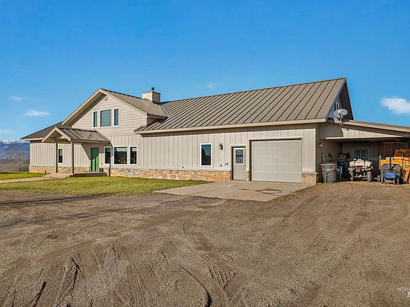 3rd image of 2195 Kilborn Ln
