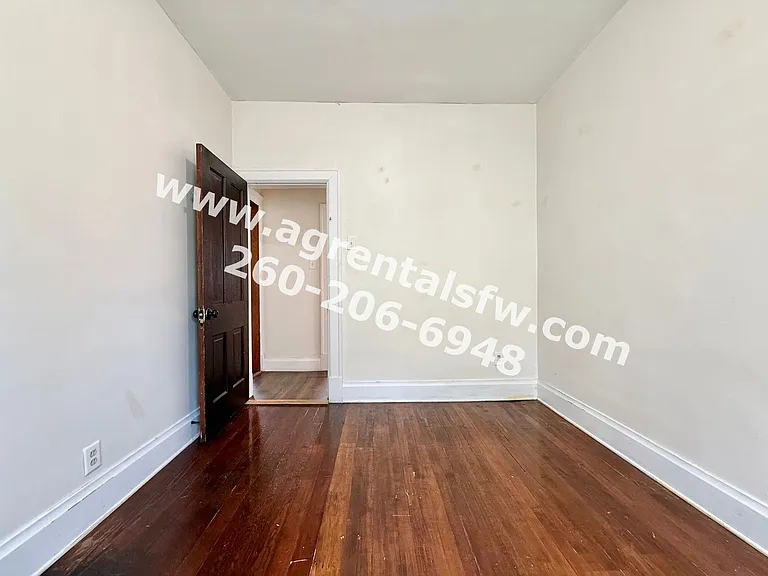 811 Columbia Ave — Photo 9