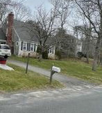 2nd image of 8 Spencer Dr
