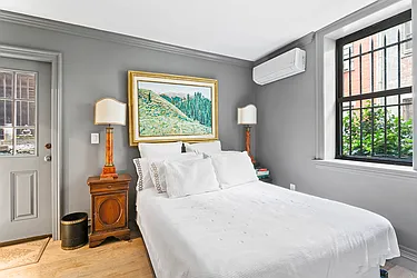 Rented by AAU Real Estate Advisors