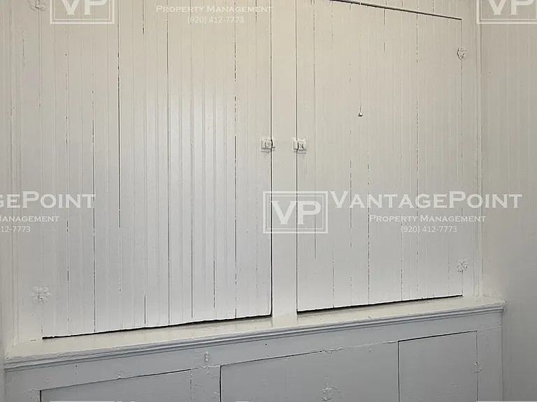 131 S Ashland Ave — Photo 16
